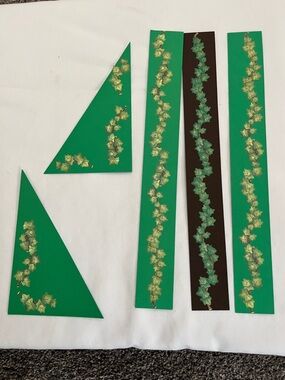 Green Ivy Border Stickers - Decorative Trim12” border with 2 triangles
